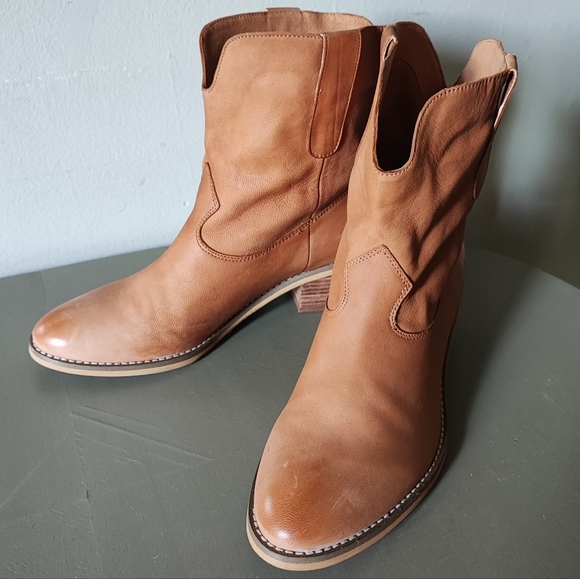 Boots Crown Vintage Cowboy Boots Booties Concert Size 8 NWOT - Picture 3 of 12